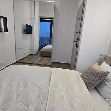 Hanza Tower Ajp Glamour High Floor Stettin