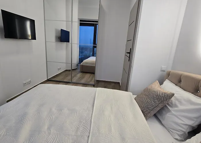 Hanza Tower Ajp Glamour High Floor Stettin